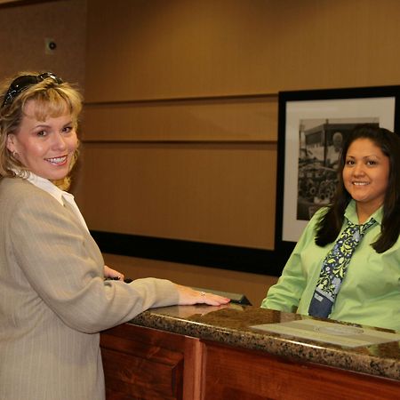 Hampton Inn & Suites Φάρμινγκτον Εσωτερικό φωτογραφία