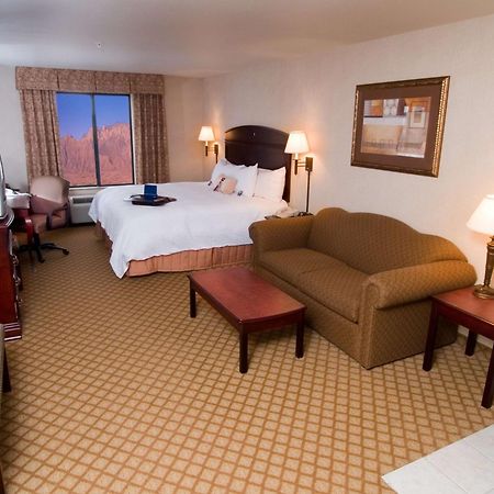 Hampton Inn & Suites Φάρμινγκτον Εξωτερικό φωτογραφία