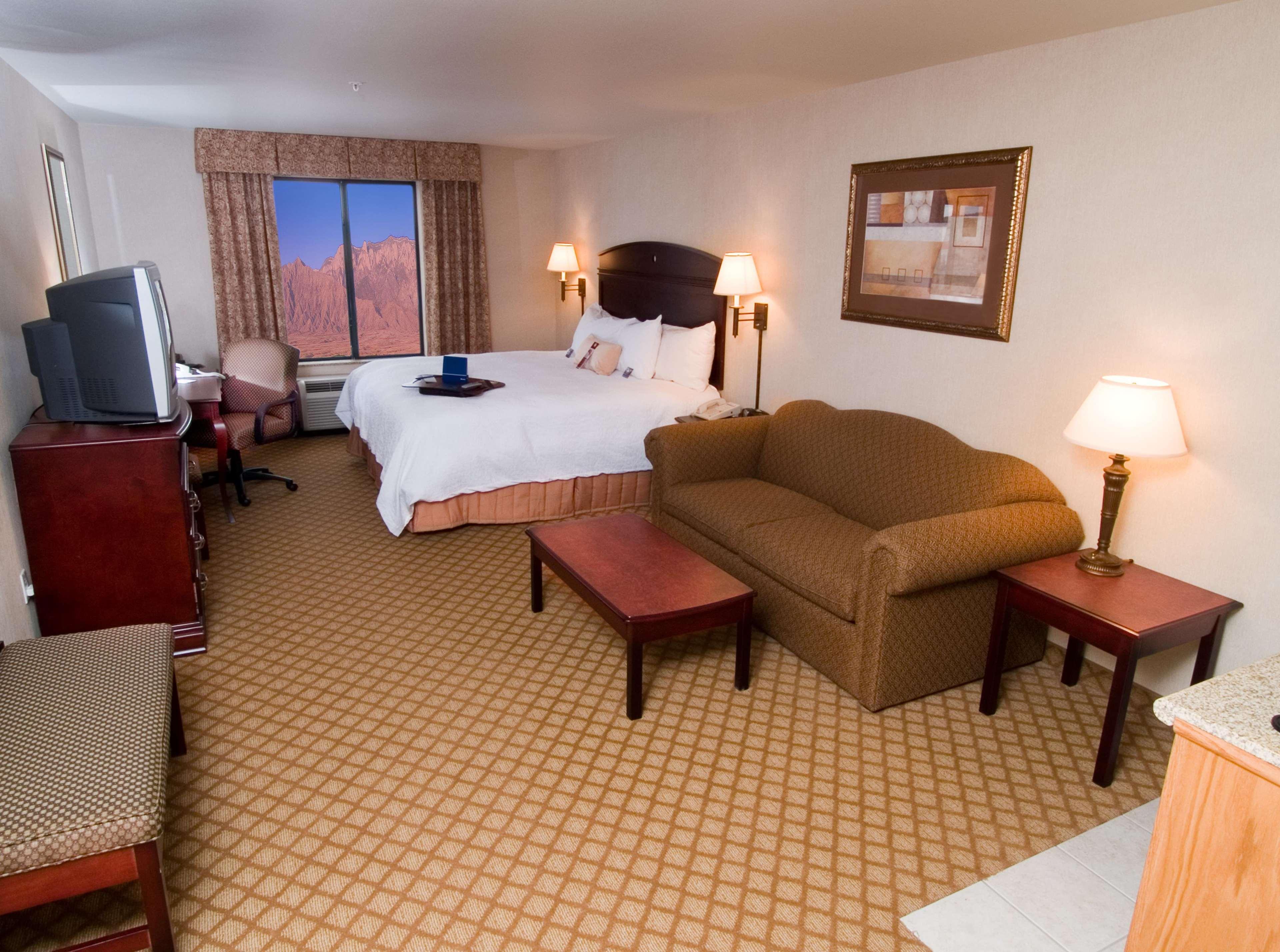 Hampton Inn & Suites Φάρμινγκτον Δωμάτιο φωτογραφία