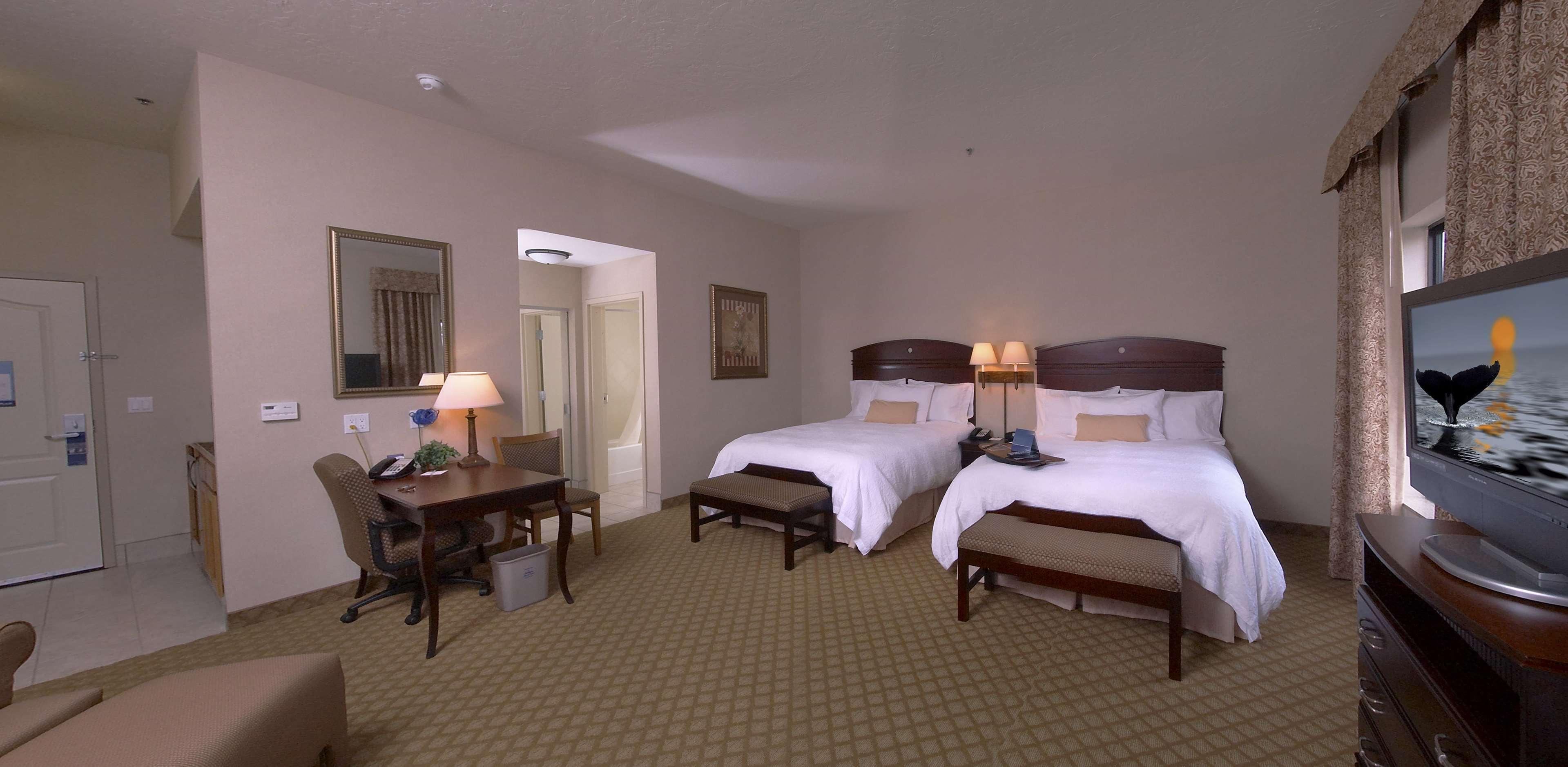 Hampton Inn & Suites Φάρμινγκτον Δωμάτιο φωτογραφία