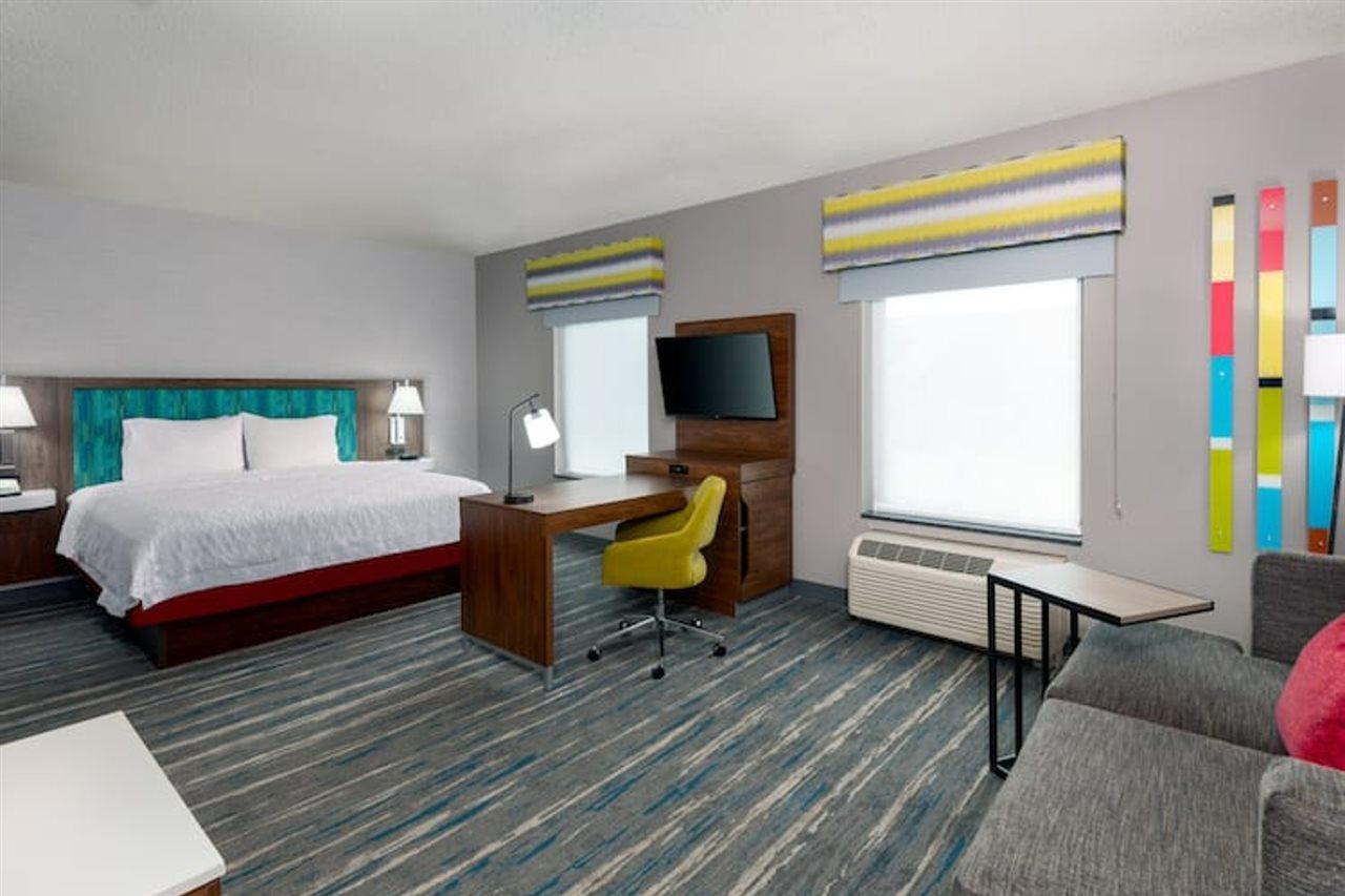 Hampton Inn & Suites Φάρμινγκτον Εξωτερικό φωτογραφία