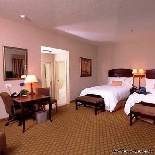 Hampton Inn & Suites Φάρμινγκτον Δωμάτιο φωτογραφία