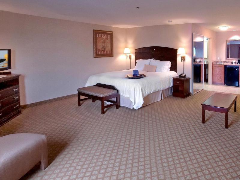Hampton Inn & Suites Φάρμινγκτον Εξωτερικό φωτογραφία